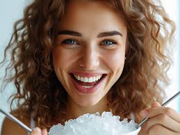 Amazon.com: משטח להכנת קרח Nugget של EASYERA, 15 ק"ג/24 שעות, מכונת קרח  חלוקי נחל ניידת לניקוי עצמי עם כדורי לעיסה רכים קרח קולי, בוסקט וסקופ,  לבית/מטבח/קרוואן/מסיבה/קמפינג/משרד, שחור : מכשירי חשמל