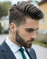 Well, we, as always, have got your back and in this blog post, we'll guide you through the best men's hairstyles for fall and winter 2018. 2018 Blond Opgeschoren Stijl Stijlvol Winter Haircuts For Men Mens Hairstyles Short Beard Styles