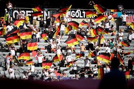 Deutschland spielt spiele post is a shareware software in the category miscellaneous developed by intenium gmbh. Nach Deutschland Spiel Gesundheitsminister Kritisiert Fans Und Warnt Den Dfb Web De