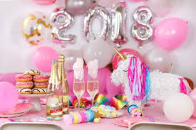 Silvester deko diys für die silvesterparty otto. Candy Cotton Drinks Rezept Geniale Silvester Party Deko Diy Ideen