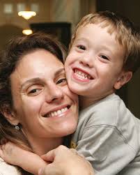 Annual Report 2012 (spread).indd