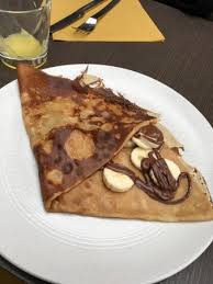 Nutella crepe recipe is an easy crepe recipe with a rich chocolate hazelnut spread. Banana And Nutella Crepe Picture Of Creperie Paris Breizh Daumesnil Tripadvisor
