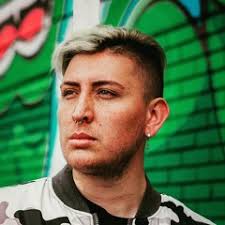 Listen to 95 BPM Bella-Coso EDIT