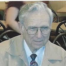 Elisha Blair's Instagram, Twitter & Facebook