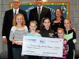 Skippack Elementary to get new laptops with $29K donation