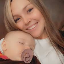 Shelby Umfress (Shelllbzzz@)