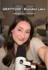 Abigail Brandon's Instagram, Twitter & Facebook