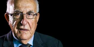 Demitiria um Governo por falta de transparência"