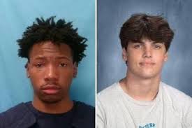 Let's debunk some lies today! So I've been hearing you guys say that Mike  Howard, one of his attorneys, said it was a 1-on-1 at his press conference.  We Karmelo supporters know