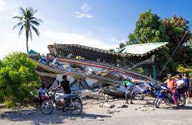El terremoto en haití y su secuela retratan con trazos realistas e indelebles el rostro amargo de una época insensible, que ha trastrocado de manera total los aún hoy pueden hallarse cadáveres entre los escombros de puerto príncipe. Ce4vnngwfu Jjm