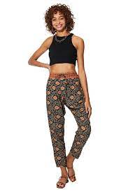 En vacances ou au travail, il s'adapte à toutes les occasions. Pantalon Femme Ete Fluide 2021 Pas Cher Et Tendance Tiffany