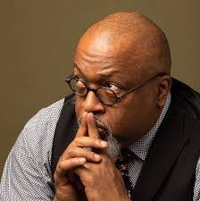 Peter Edward's Instagram, Twitter & Facebook