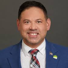 Ethan Corson's Instagram, Twitter & Facebook