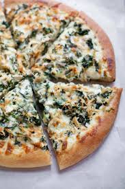For a serving size of. Chicken Spinach Alfredo Pizza Wholefully