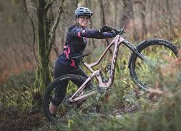 The muddyfox dakota 26 ladies bike is one of the bikes that will leave you with superb experience when using it. Long Termers
