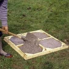 Tutoriel Comment Fabriquer Des Dalles Gravillonnees Pour Ses Allees Dalle Jardin Moules En Beton Dalles