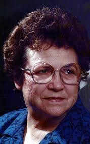 Dot Horton's Instagram, Twitter & Facebook