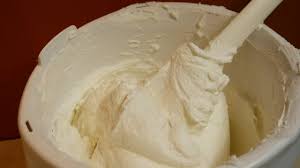 :) happy thursday, schön das ihr zu mir gefunden habt! Diy Buttercreme Selber Machen Fur Rosen Dekoration Rezept Torten Dekorieren Verzieren Youtube