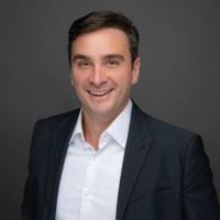 300+ "??akar" profiles