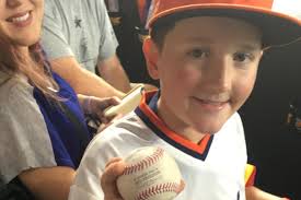 Meet the Astros fan who nearly had a Jeffrey Maier moment