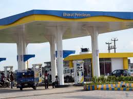 View live bharat petrol corp chart to track its stock's price action. Bpcl Buy Bpcl Target Price Rs 495 Emkay The Economic Times