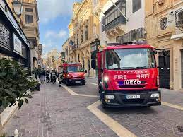 A number of fire-engines in Valletta street - TVMnews.mt