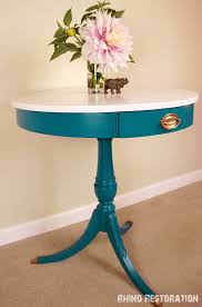 Turquoise Table Painted Lagoon By Rustoleum With White Top Smooth Satiny Finish Rhinorestoration Mersma Bemalte Tische Trommeltisch Mobelverschonerung
