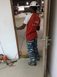 Sistem buka tutup pal ang pintu di perli ntasan kereta api selama ini dilakukan secara. Pemasangan Pintu Rintangan Grik Fire Service Perak Facebook