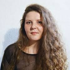 Lea Renner's Instagram, Twitter & Facebook