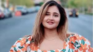 सिद्धार्थ शुक्ला और उमर रियाज़ के साथ रिश्ते पर क्या बोलीं रश्मि देसाई? -  BBC News हिंदी