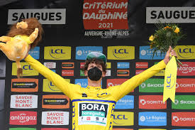 En uge tidligere kørte han forkert i finalen i et belgisk løb og missede sejren. Postlberger Earns Stage Win And Race Lead At Criterium Du Dauphine