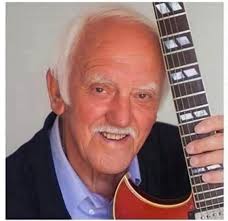They Were Welsh 🏴󠁧󠁢󠁷󠁬󠁳󠁿 STAN STENNETT 1925-2013 entertainer Today,  would've been his 100th birthday. Born in Pencoed, Bridgend, July 1925. For  the twilight of his life he lived