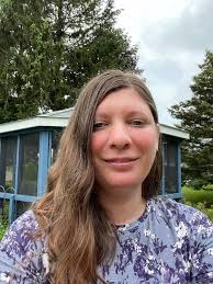 Lisa Sica's Instagram, Twitter & Facebook