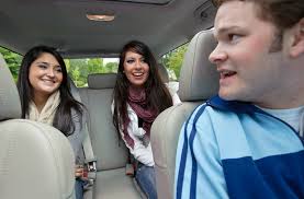 Collaborative Startups Shift from Contractor to Employee Relationships