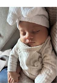 Caitlin Rose Durant (@catydurant)