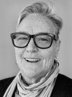 Lisa Boise's Instagram, Twitter & Facebook