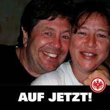 Emmeransstraße und Kleine Langgasse sind fertig Damit sorgen zwei weitere  Straßen, die im Zuge der Großprojekte Große Langgasse und Münsterplatz  erneuert wurden, für eine schönere Innenstadt in Mainz. ✨ ✓ Fußgängerinnen  und