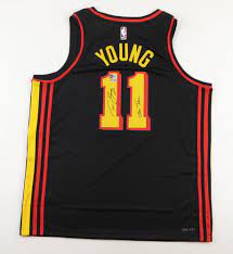 Trae Young Signed Hawks Jersey Inscribed Ice Trae (Beckett & Young) |  Pristine Auction