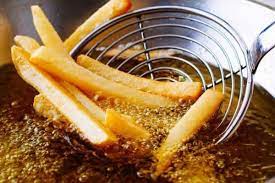 5 Tips Menggoreng Dengan Menggunakan Teknik Deep Frying Renyah