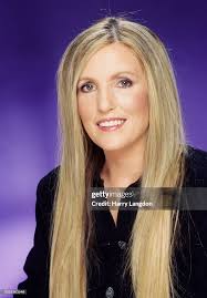 Actress Elizabeth Stack poses for a portrait in 2003 in Los Angeles,...  News Photo