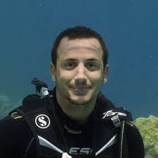 Ellen Titus (@sci_Ellet)