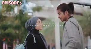 One day, she and bo hai participate in a public experiment that is being organized by a dream technology company. Tonton Drama Sweet Dreams Episod 5