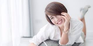 Model rambut pendek wanita yang tipis. 10 Model Rambut Terbaru Untuk Tampil Selalu Awet Muda Merdeka Com