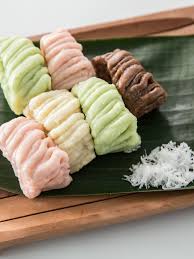 Wajik yang paling umum dan banyak dikenal masyarakat adalah wajik ketan yaitu wajik yang dibuat dari beras ketan. Filosofi Gethuk Khas Jawa Yang Enak Menggugah Selera Lifestyle Fimela Com