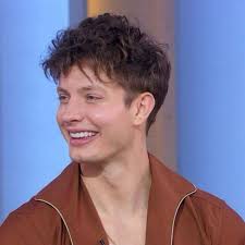 Do I still have fans out there if I do can I get a big “YES” i love you all  !!!