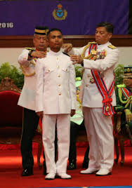 Pengambilan pegawai kadet lepasan ijazah (graduan) di dalam skim perkhidmatan angkatan tentera. Pegawai Kadet Graduan