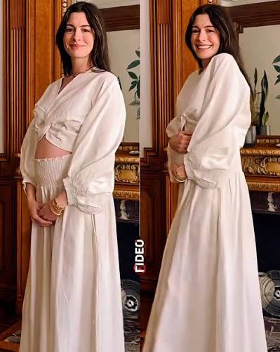 النجمة آن هاثاواي تستعرض حملها بطفلها الثالث من زوجها آدم شولمان، بعمر 43  ❤️🐣🤰