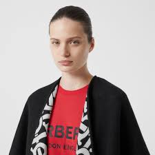 L 160 cm x w 20 materials: Monogram Wool Jacquard Cape In Black Women Burberry United States