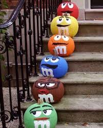 60 Diy Pumpkin Painting Ideas For Halloween 2019 With Images Halloween Porch Decorations Halloween Porch Halloween Pumpkins Painted