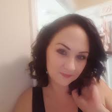 Victoria Lock (@victoriasjams)